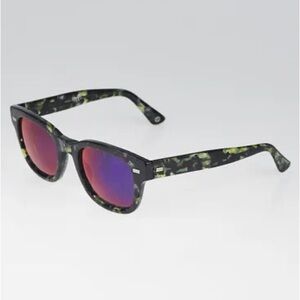 Gucci Multicolor Acetate Tinted Wafer Sunglasses GG1079